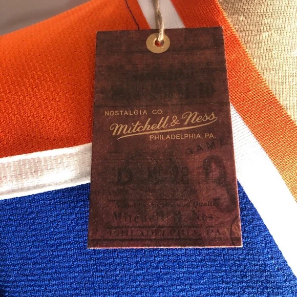 Connor McDavid Hockey Jersey. New with Tags. Size LT. - Picture 3 of 12